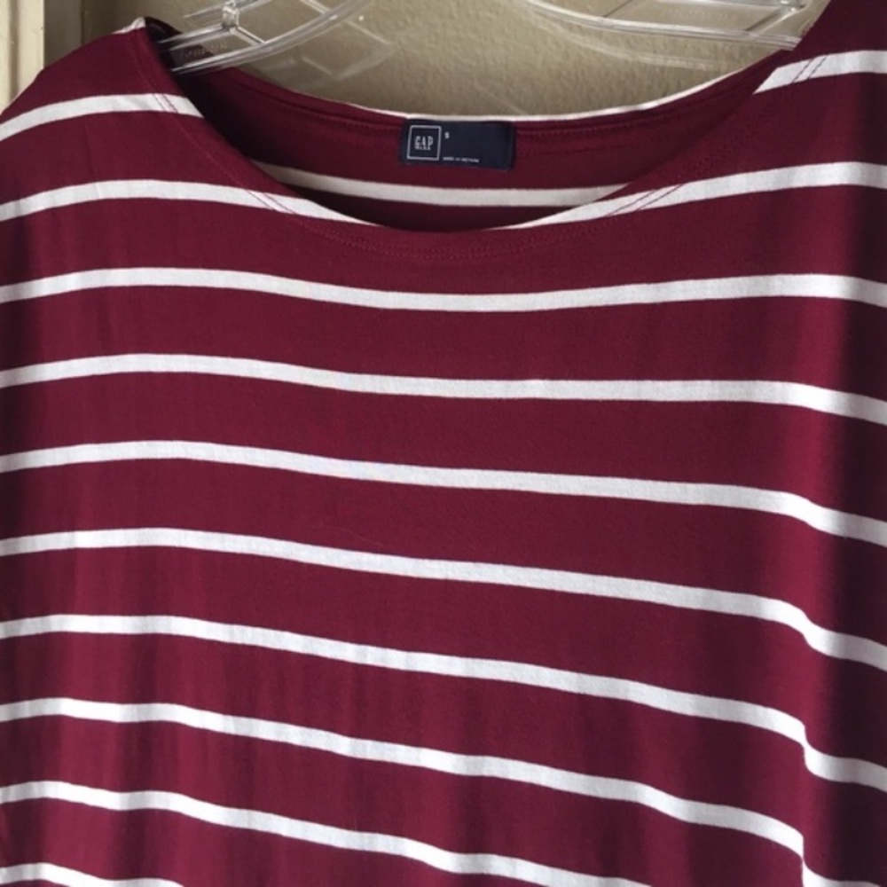 GAP stripes top